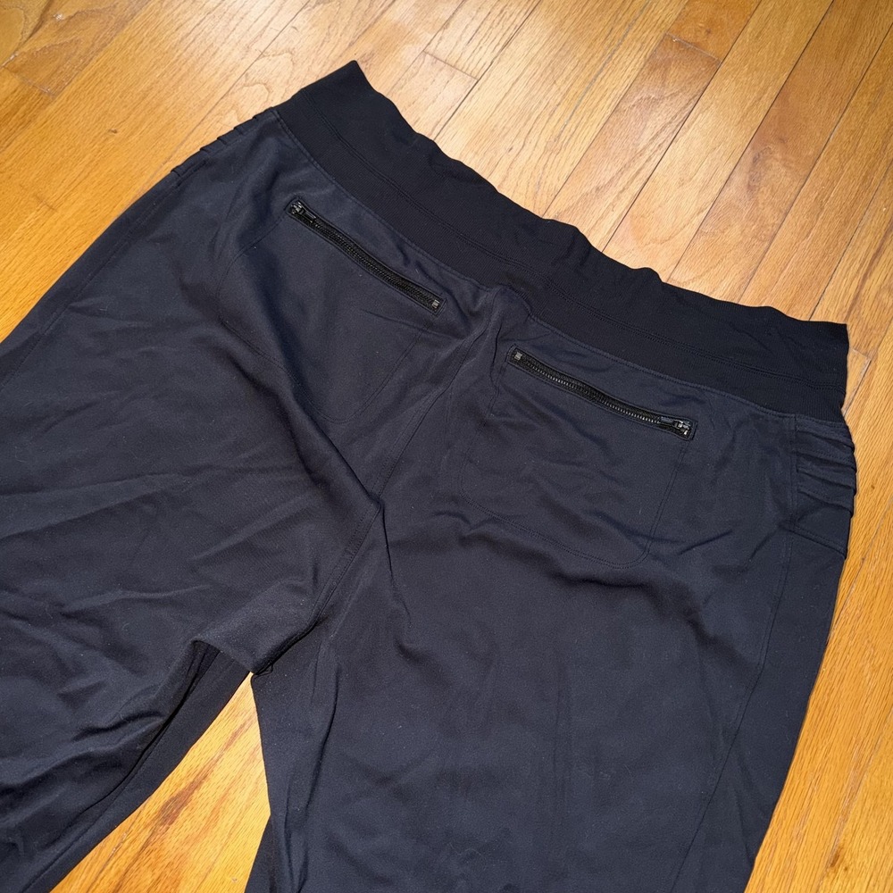 Athleta Venice Moto Jogger Pants Womens 2X Black Zip Pockets Travel Gym Yoga - Picture 7 of 15